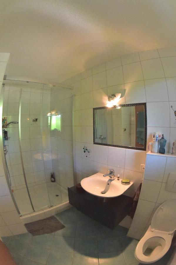 Bed&Breakfast La Petite Thielle Cressier Exterior foto